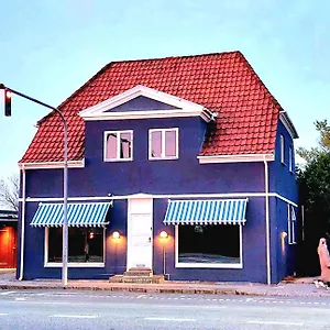 'blue House' In Vintage Villa&garden Gasthof